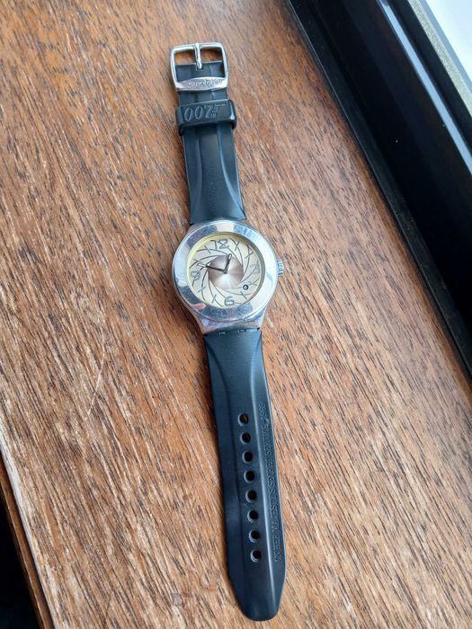 Relógio Swatch Irony limited edition "007"