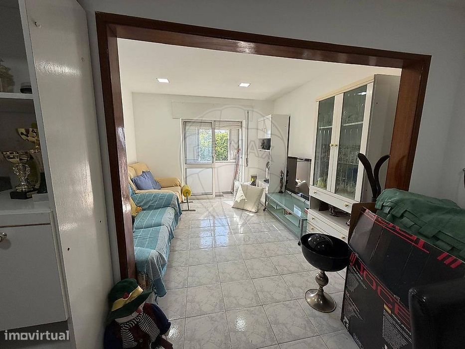 Apartamento T2 para arrendamento