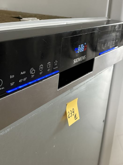 Посудомийна машина Siemens SN53HS30AE/04