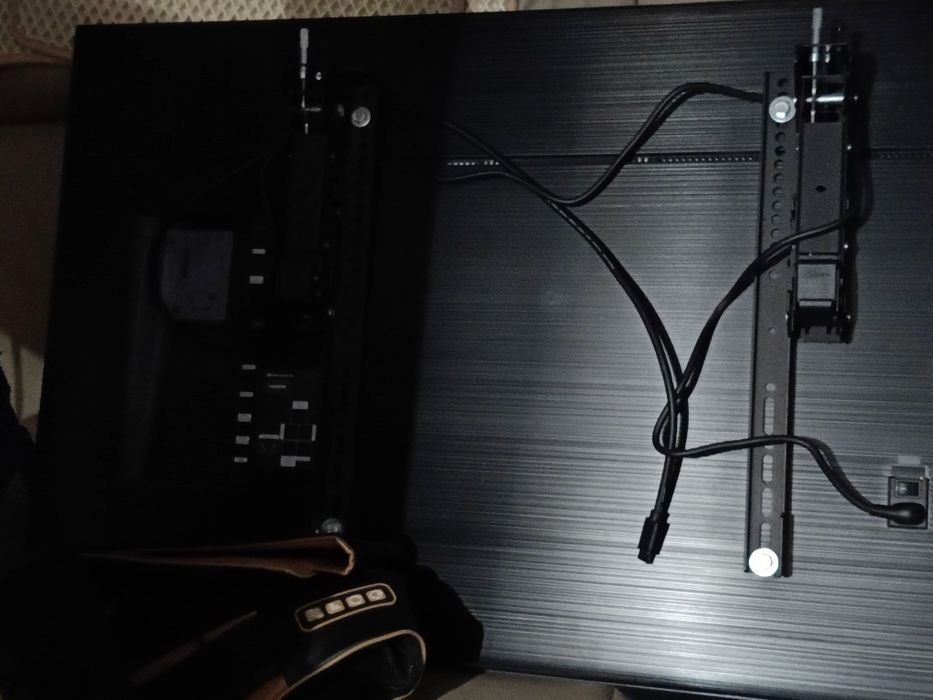 Ekran monitor 43 cale 4k