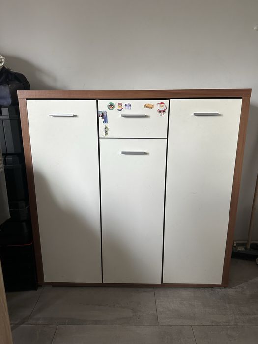Komoda 110x35x110 cm