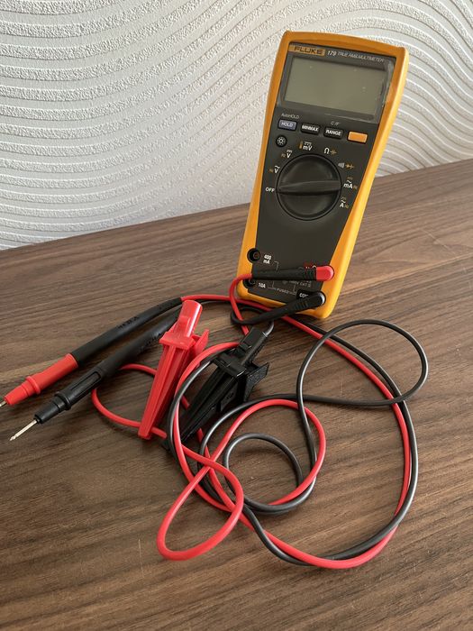 Мультиметр Fluke 179