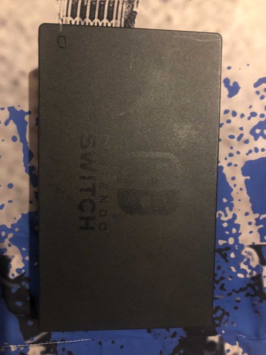 Nintendo Switch (blue and red controller)64172195620738122