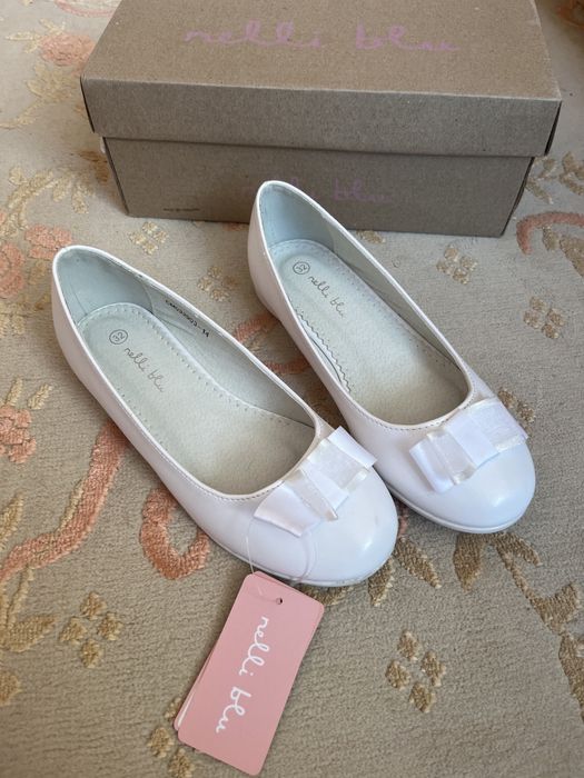 Туфельки дівчачі