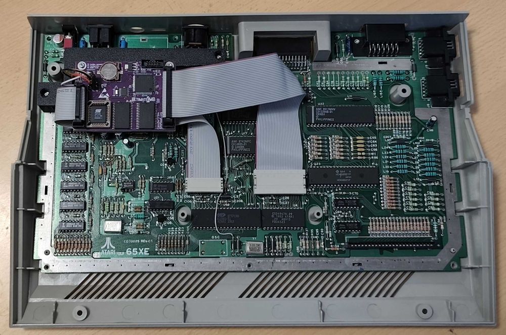 Atari 65XE Ultimate 1mb SDrive Max Pico Joy - świąteczny zestaw gracza