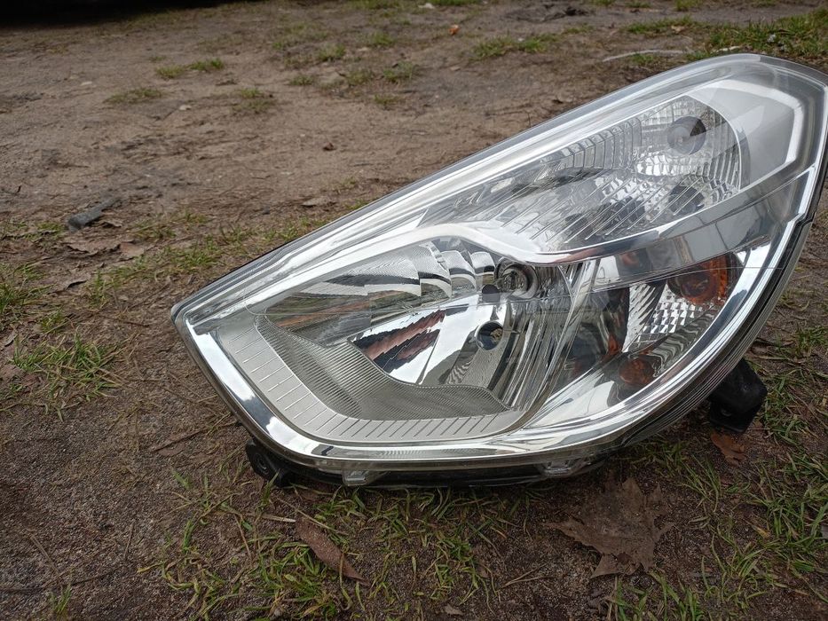 Lampa przednia lewa DACIA doker Europa cala