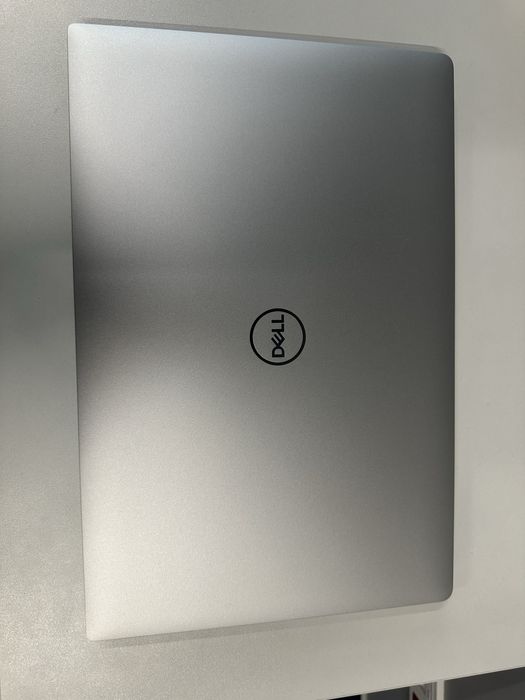 Dell Precision 5530