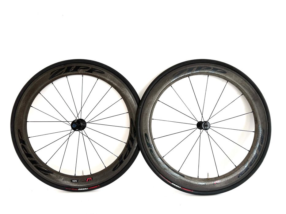 Koła szosowe karbonowe stożkowe ZIPP 404 szosa carbon