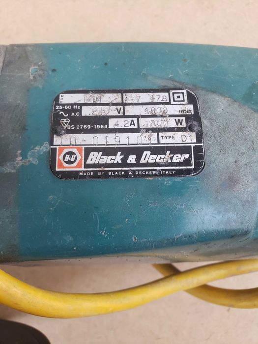 Електрофуганок Електрорубанок ИЕ5701А