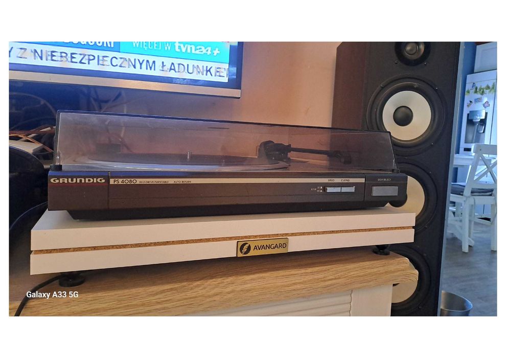 Platforma antywibracyjna pod gramofon