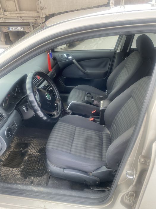 Октаві тур 1.9 тді