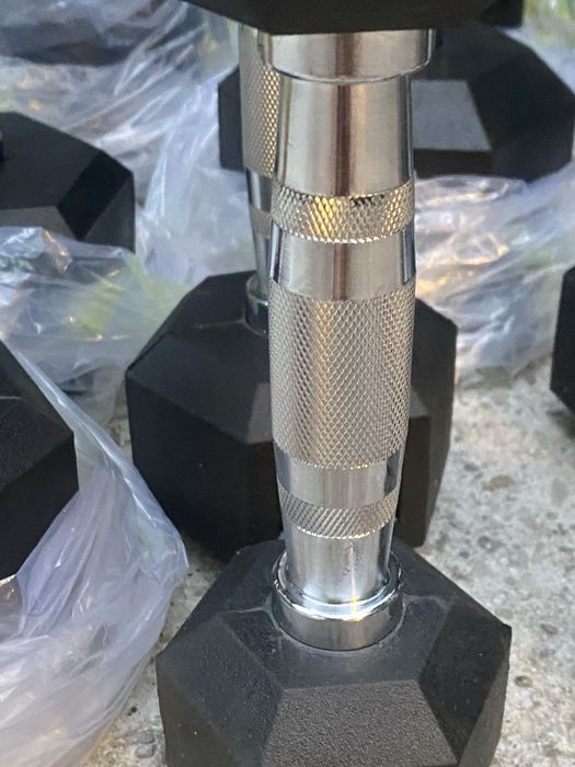 Zestaw hantli hexagonalnych 2-20kg