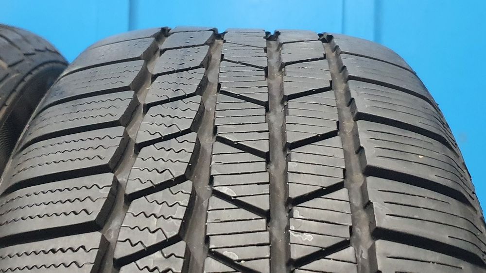 215/55 R17 Markowe opony zimowe Continental ! Rok 2021