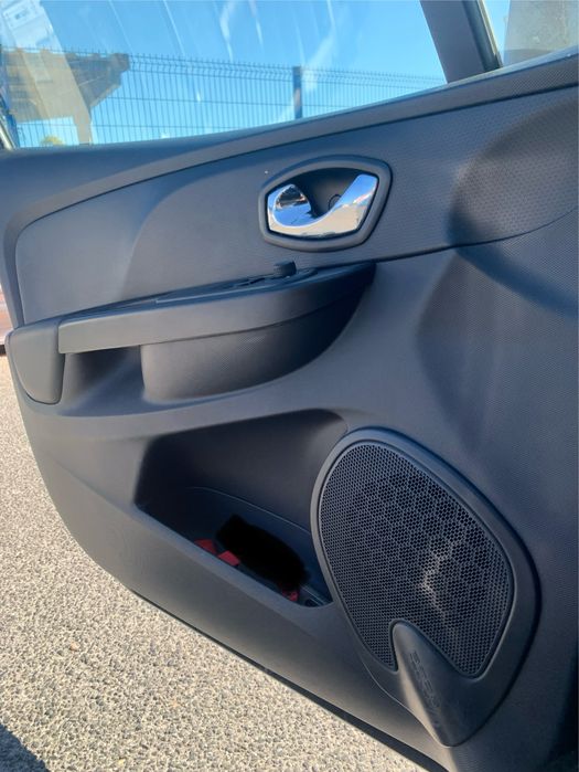 Renaut Clio 2014 diesel 1,5 dci — photo 5