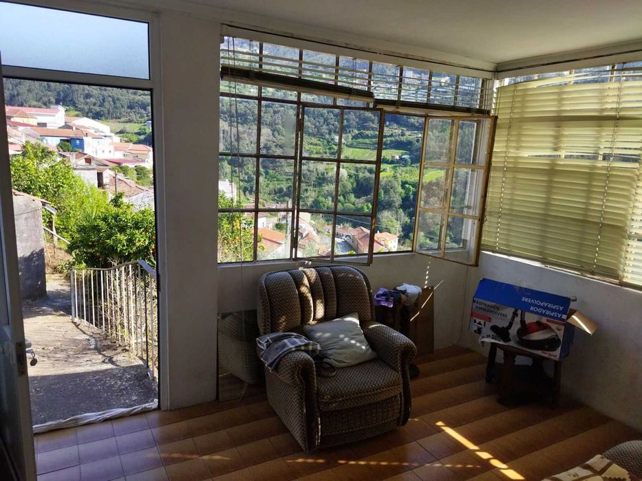 Moradia T3 em São Frutuoso, Coimbra