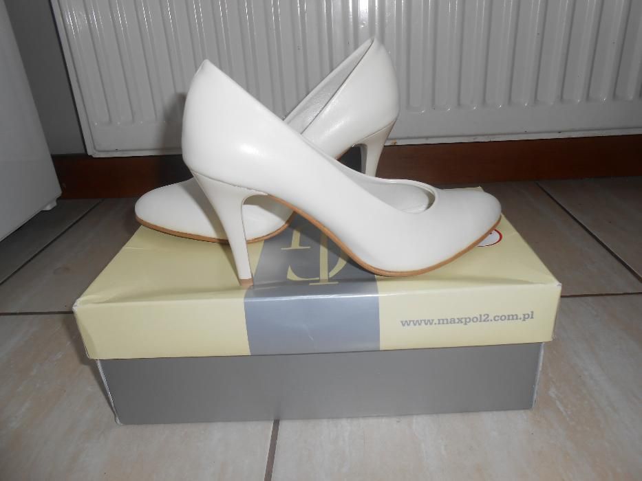 szpilki ekri rozmiar 36 NOWE
