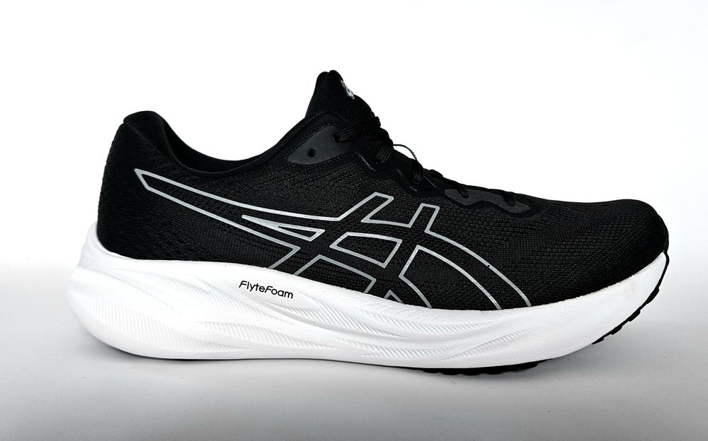 Wyprzedaż!!! Buty sportowe damskie. Asics Rozmiar 42