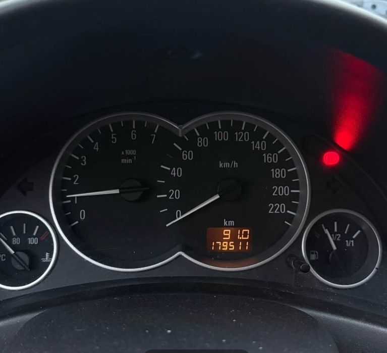 Opel Corsa 1.2 Gasolina – Económico, Fiável e Pronto a Andar