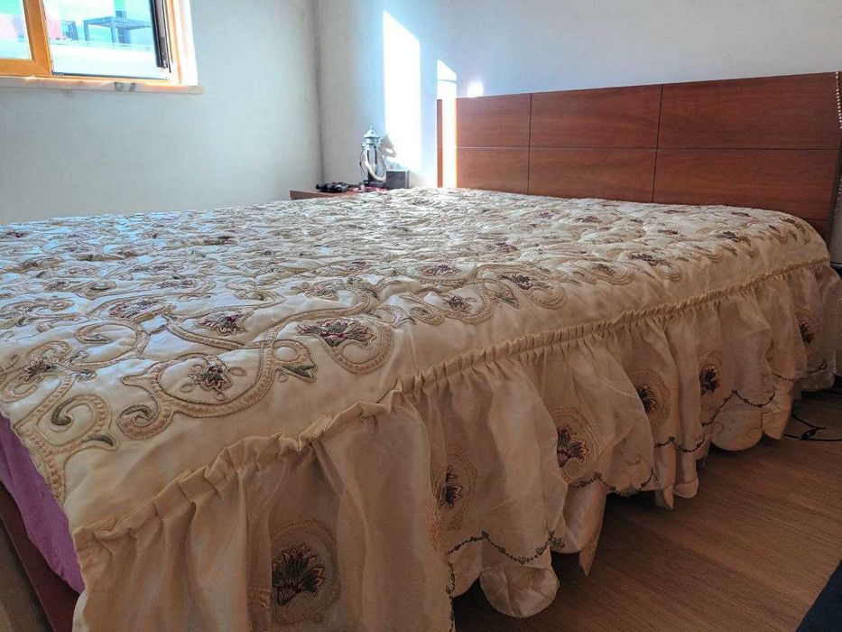 Manta com 2 Capas de Almofada a Condizer