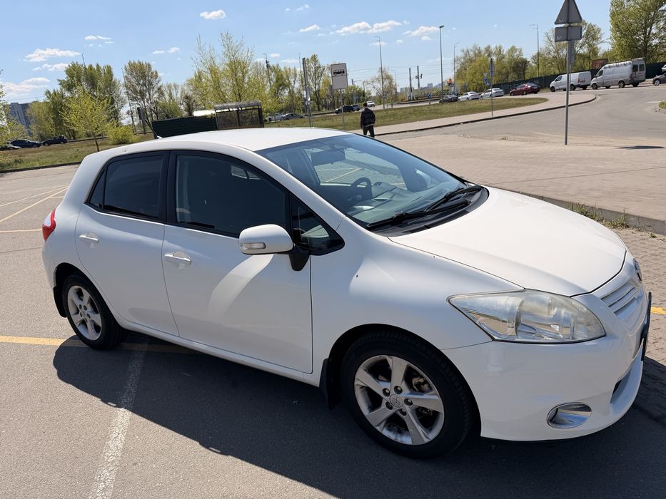 Toyota Auris 2012 р.