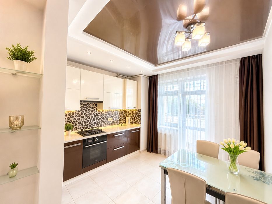 Оренда 2-кімнатна квартира  67 м² , вул .Лазаренка, 4Б , паркомісце , з тваринами можна