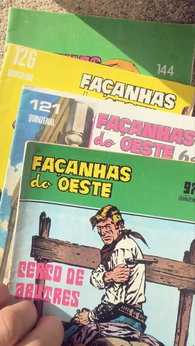 Banda desenhada antiga "Façanhas do Oeste" à unidade