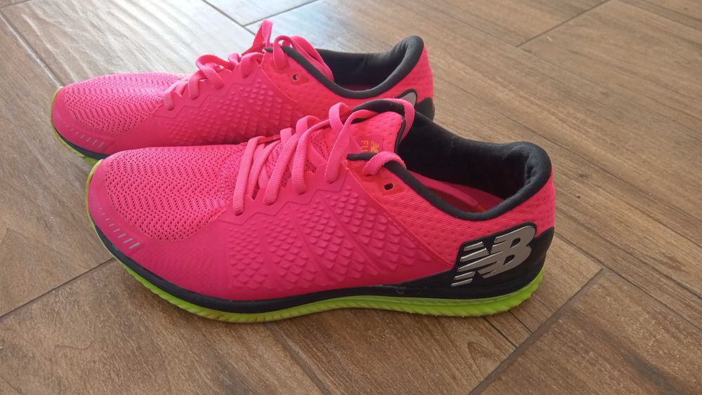 New Balance fuel cell w rozm 38 UK 6 1/2