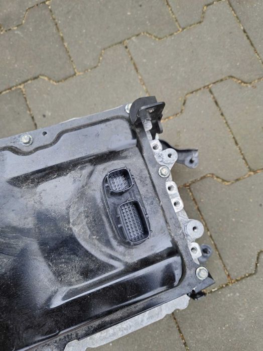 konwenter inwenter falownik Toyota Sienna 21r hybryda