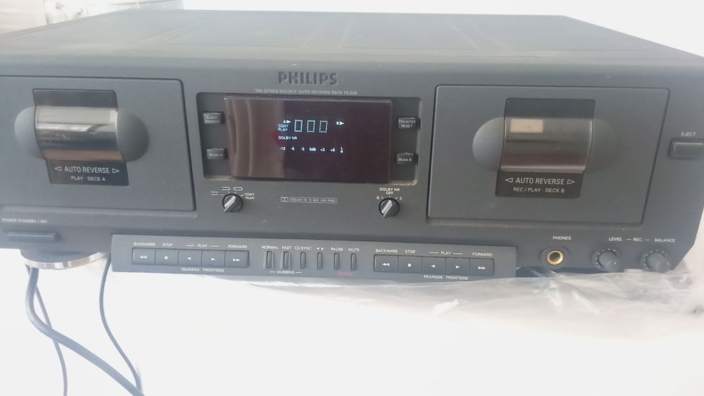 Philips Cassette Player64752260609795121