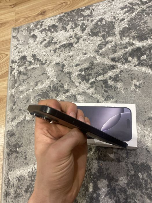 Iphone 16 pro max , black titanium 512GB 97% kondycji baterii