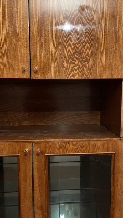 Стара шафа в хорошому стані