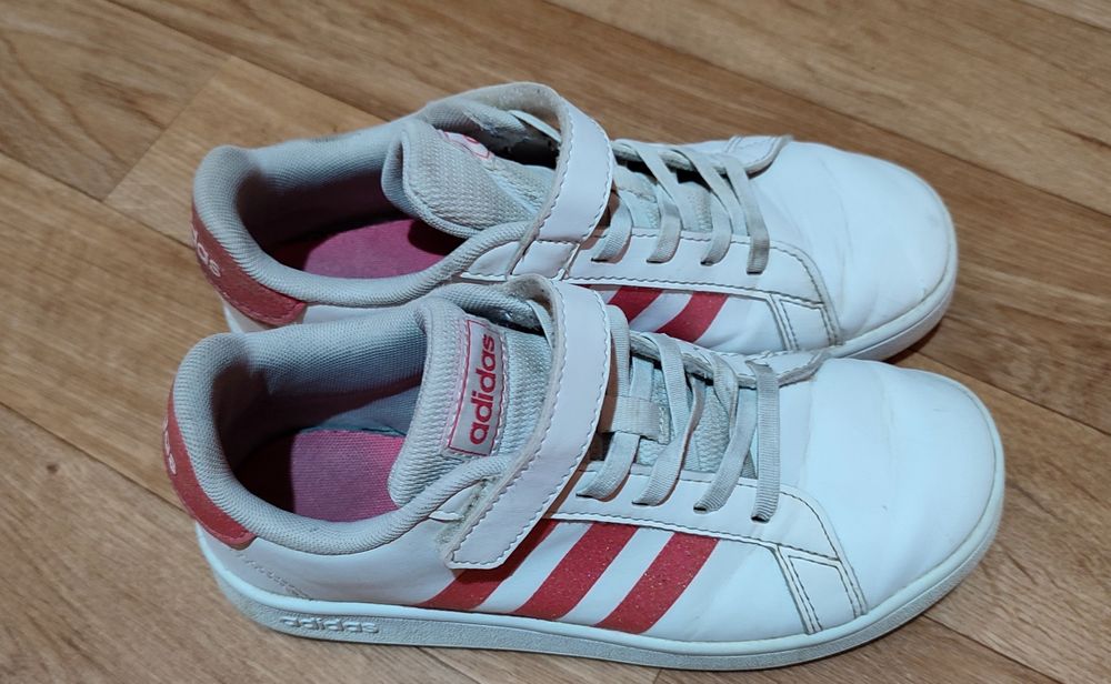 Кеди кросівки Adidas для дівчинки