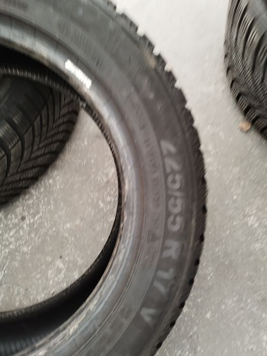 2 opony Semperit zima 225/55/R17 jak nówki 2023 rok.