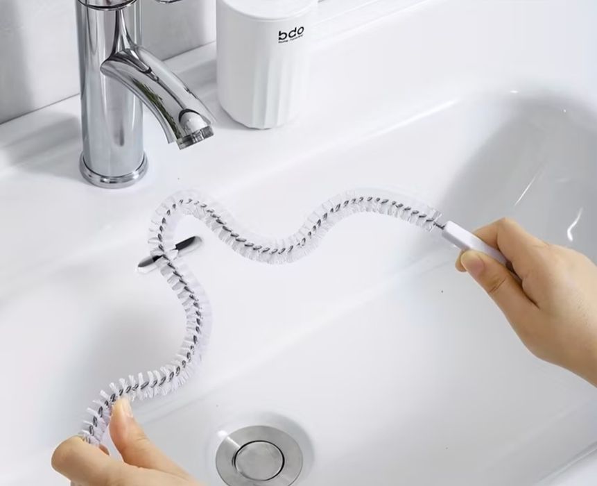 Removedor manual flexível para limpar canos e ralos