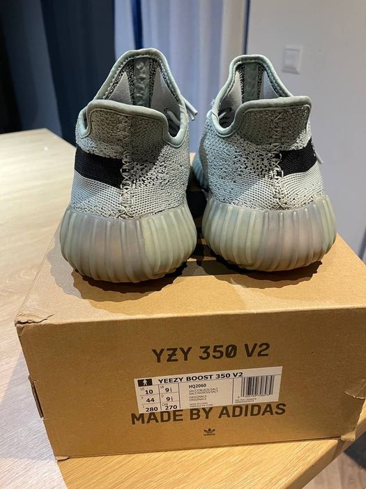 adidas Yeezy boost 350 v2 granite 44.