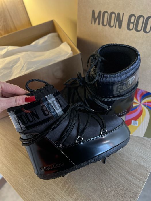 Мон боти чорні 2026