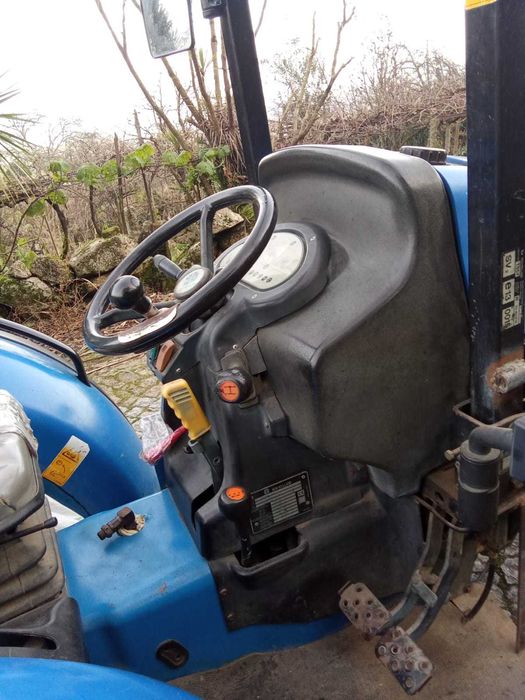 Trator New Holland