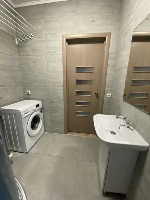 Продаж 1-к ЖК Паркленд метро Васильківська Виставковий центр.