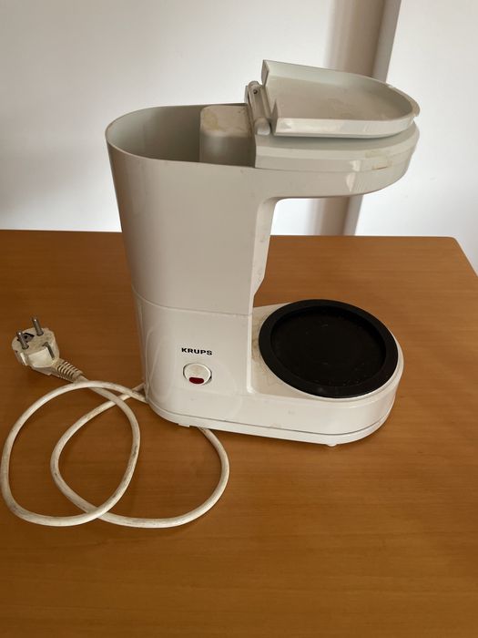 Máquina KRUPS para fazer chá ou aquecer agua