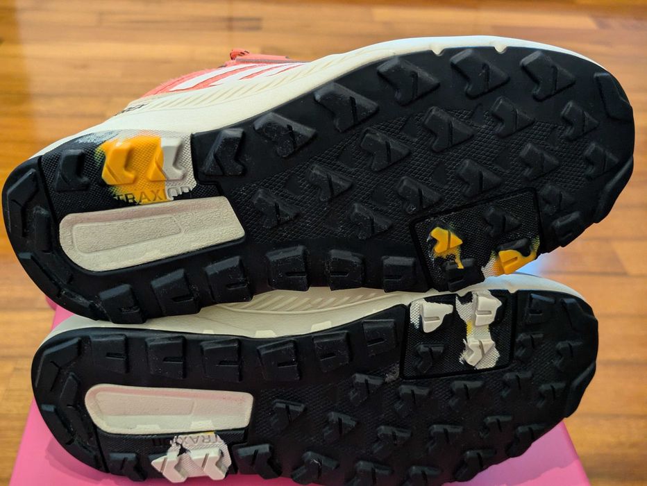 Sapatilhas adidas criança tamanho 32