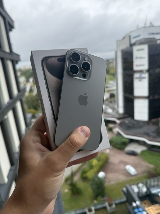 iPhone 15 Pro 128 GB, Titanium Natural