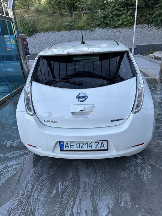 Nissan leaf 2014
