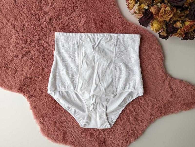 Коригувальні трусики жіночі стягуючі wolbar modelia білі