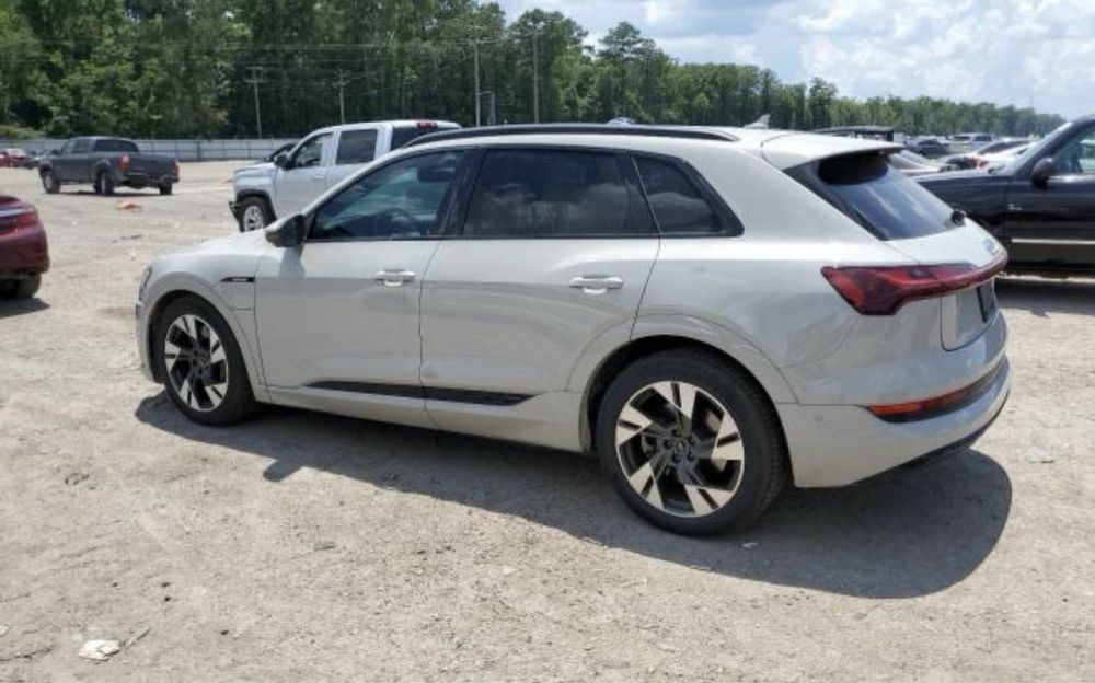 Audi etron a6c8 a7 a6c7 ауди етрон ауді бампер q74m q7