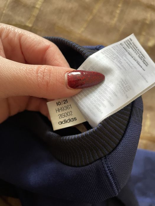 Спортивний топ. Топ adidas x ivy park. Рашгард. Топ для тренировок