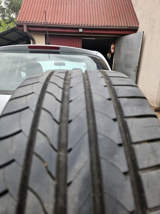 Opony Goodyear Efficient Grip 215/50 R17 4 szt