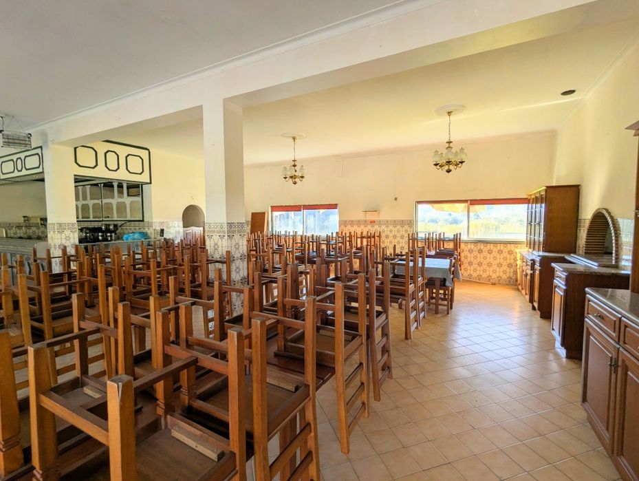 Imóvel Exclusivo com Restaurante e Alojamento | Excelente Localização