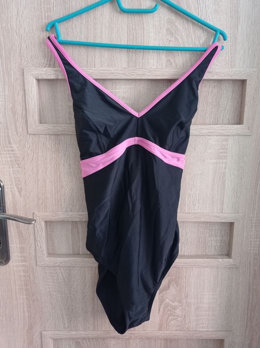 Strój kąpielowy 42 jednoczęściowy