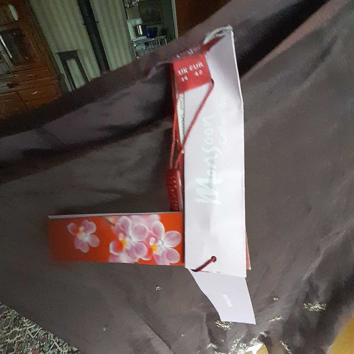 Spódnica jedwabna. Firmy Monsoon.