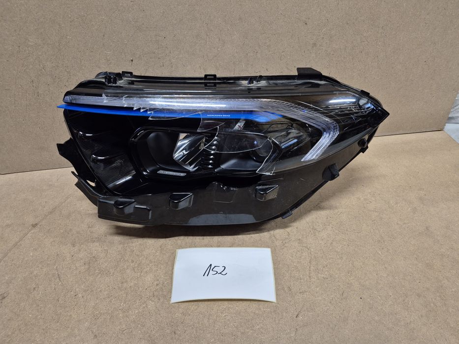 Lampa reflektor full led mercedes EQA EQB lewy europa